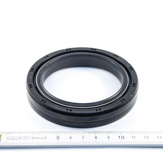 Rear Axle Seal, YANMAR EF 453T, BQ6878E