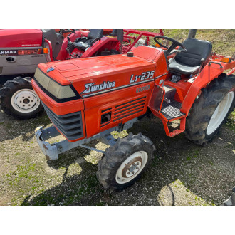 KUBOTA L1-235